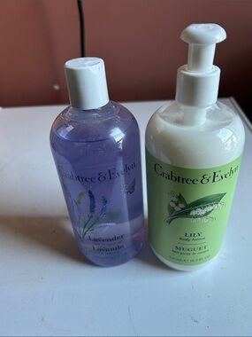 Crabtree & Evelyn Lavender Gel (Purple) & Lily Lotion (Light Green)